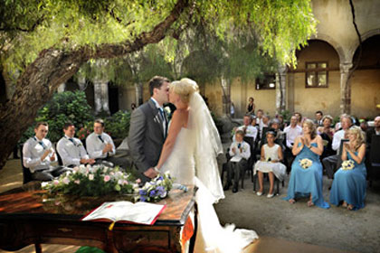 sposi al Chiostro di San Francesco - Sorrento